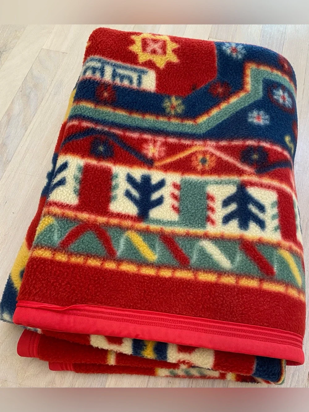 Vintage Revert Spain Red Reversible Geometric Fleece Throw Blanket